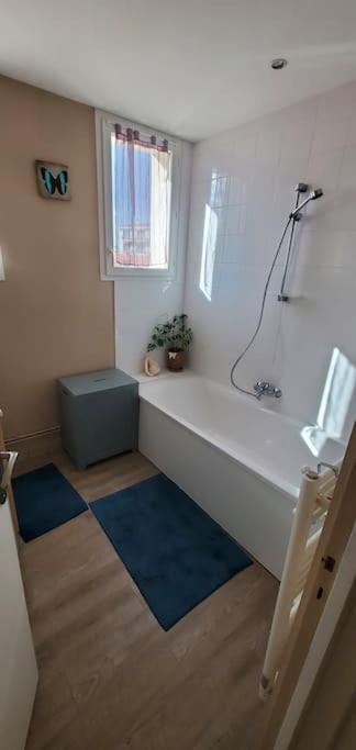 Apartment Simplicite Et Calme En A Issoire